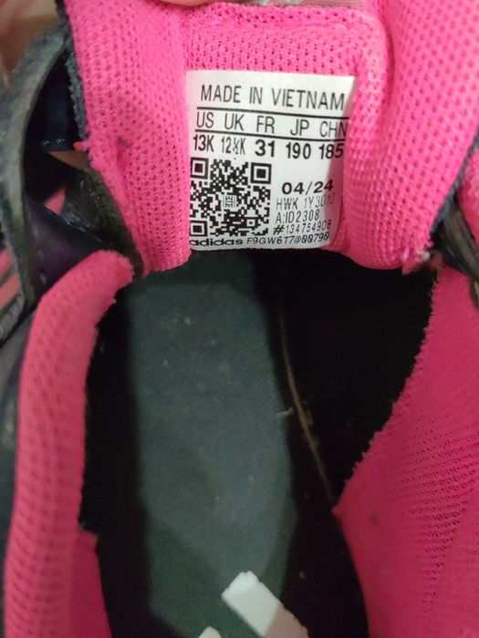 Adidași mărimea 31