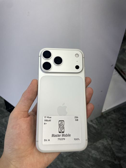 Iphone 17pro max 256gb