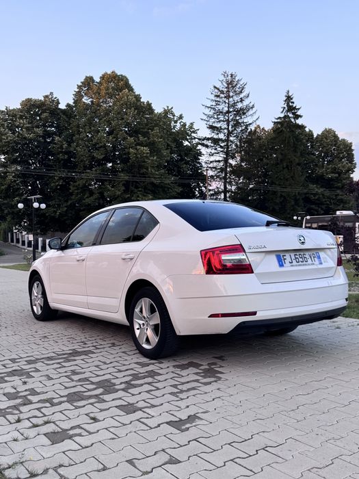 SKODA Octavia 2019 — imagine 4