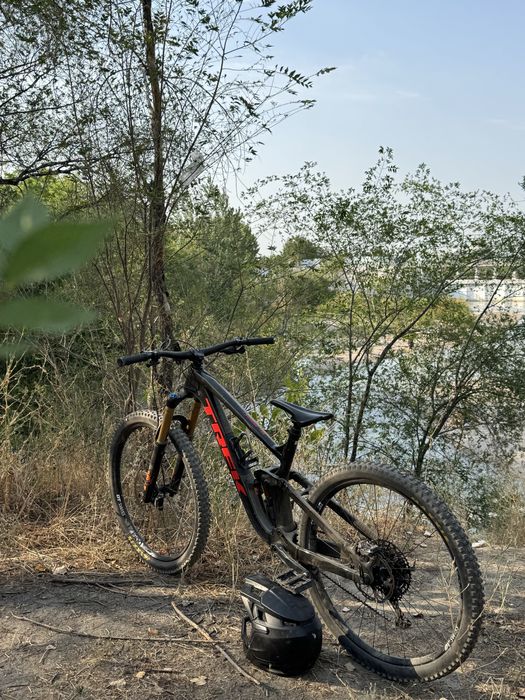 Trek Slash 7 2022 L (Двух подвес)