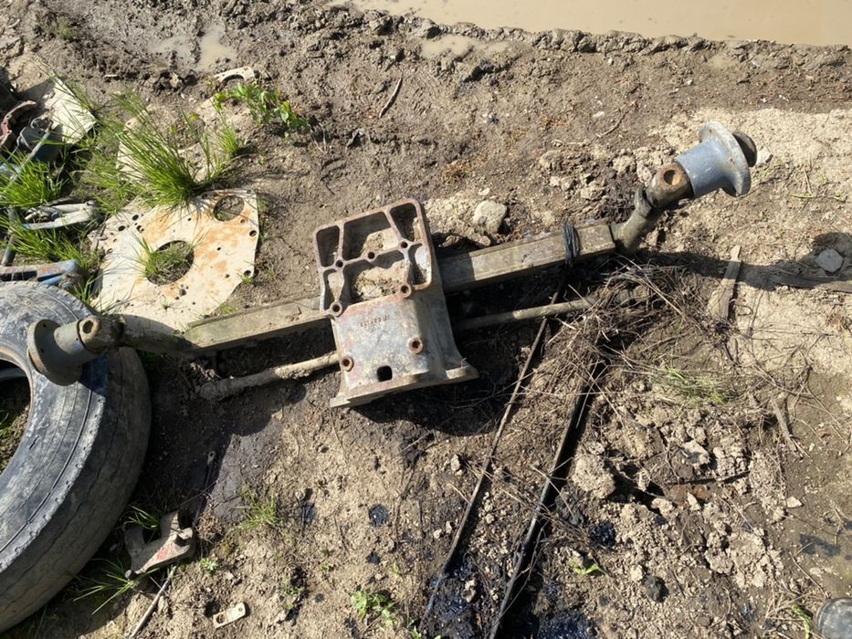 Punte fata massey ferguson 130