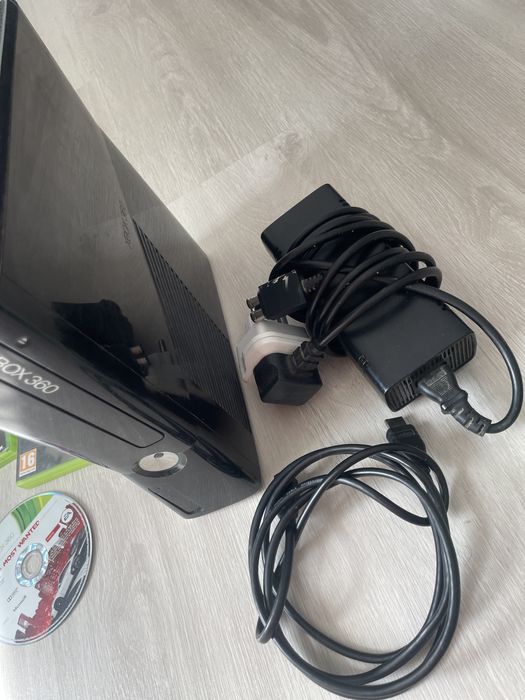 Xbox 360 slim 500 gb