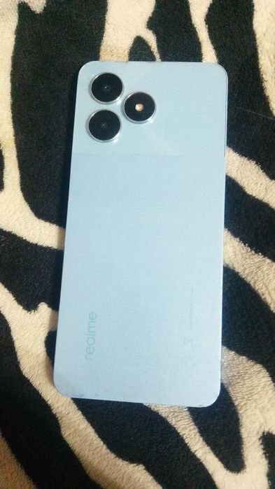 Продам реалми нот 50