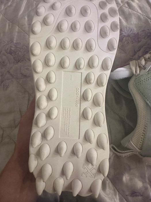 off white odsy 1000
