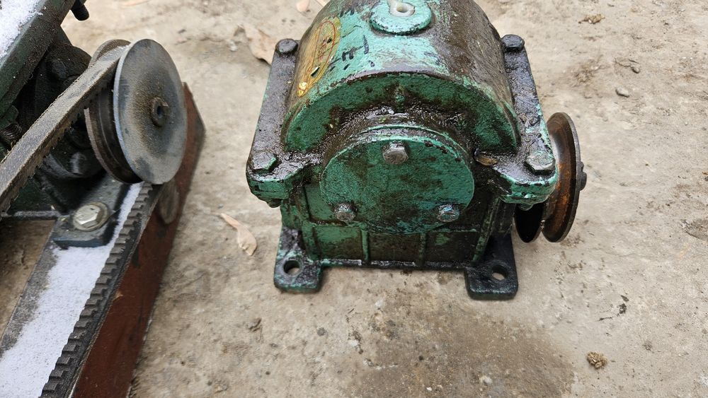 Продам редуктор отбора мощности