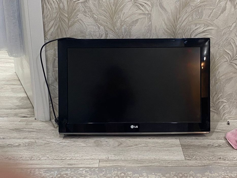 Продам телевизор