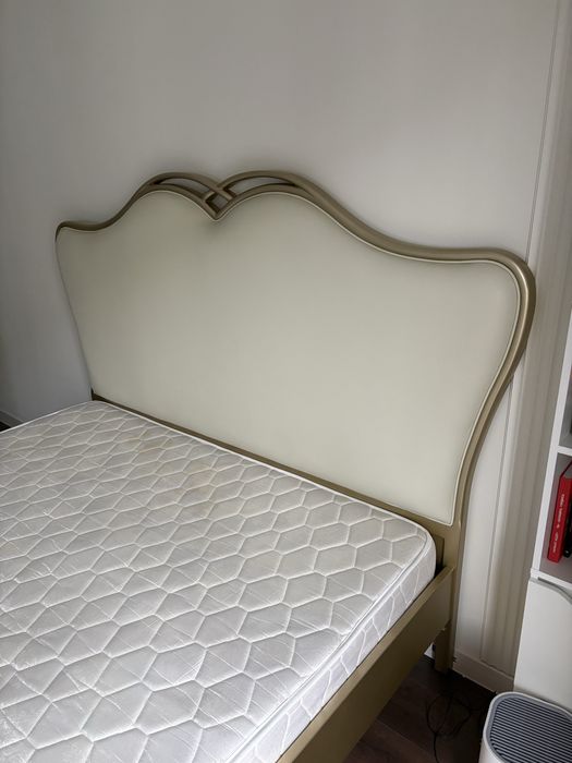 Продаю кровать торг есть