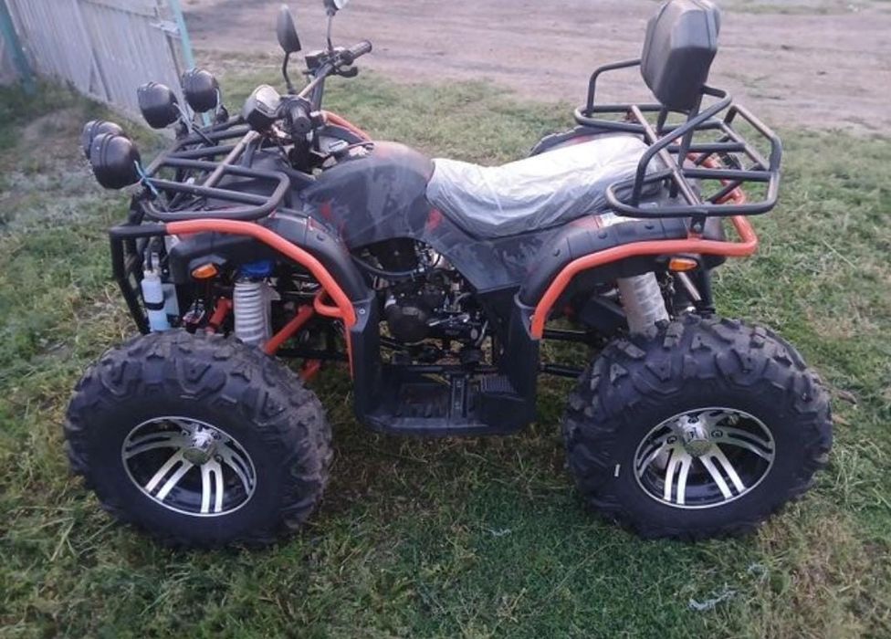 Продам квадроцикл 4×4