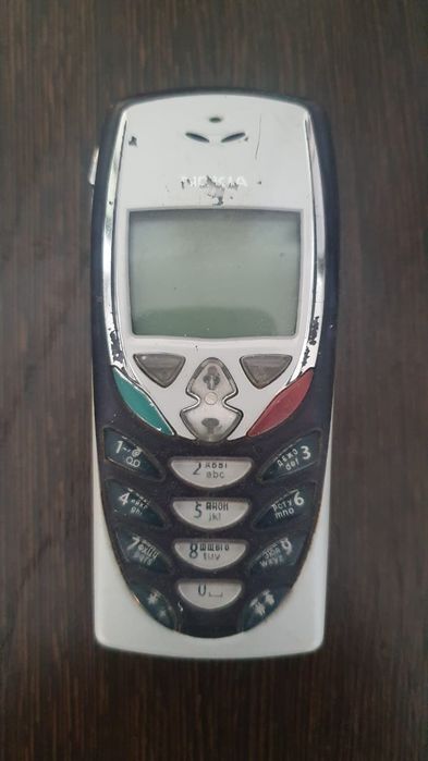 Продам телефоны 2000 годов