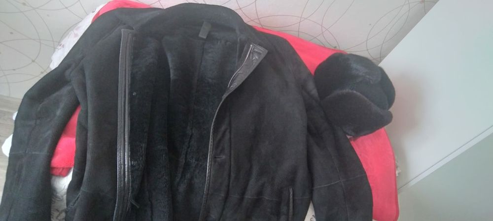 Продаеться Норка Шапка и Дубленка