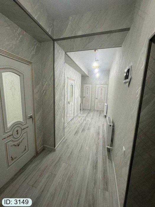 Kvartira sotiladi ️⃣№3149 5-mikrorayon somiy tarafda 2xonalik uyimiz