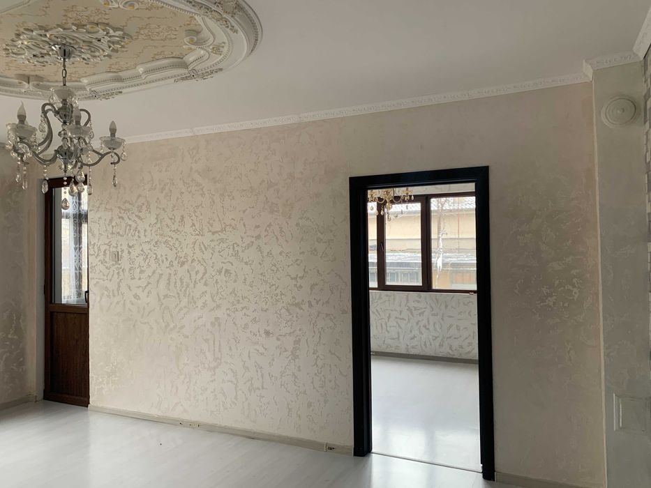 Продава се Двустаен апартамент в Карлово - 57 кв.м за 761 €/кв.м - Снимка #1