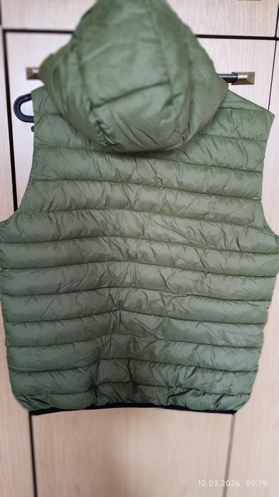 Елек за момче    Бенетон