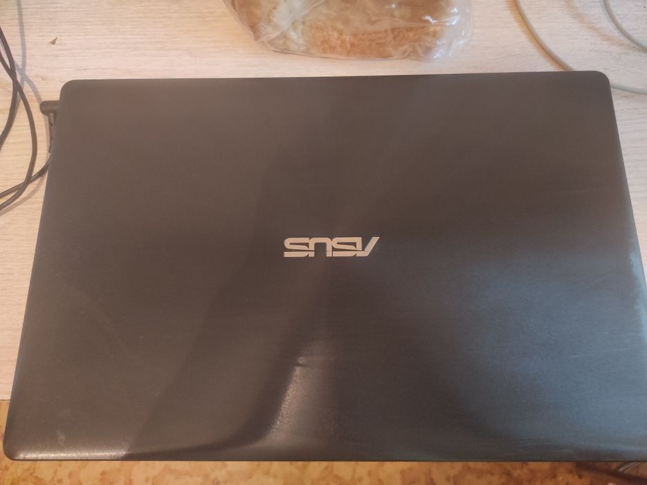 Ноутбук ASUS K550C обмен на телефон