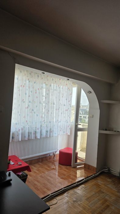 Apartament 2 camere decomandate 9 Mai Ciupercute