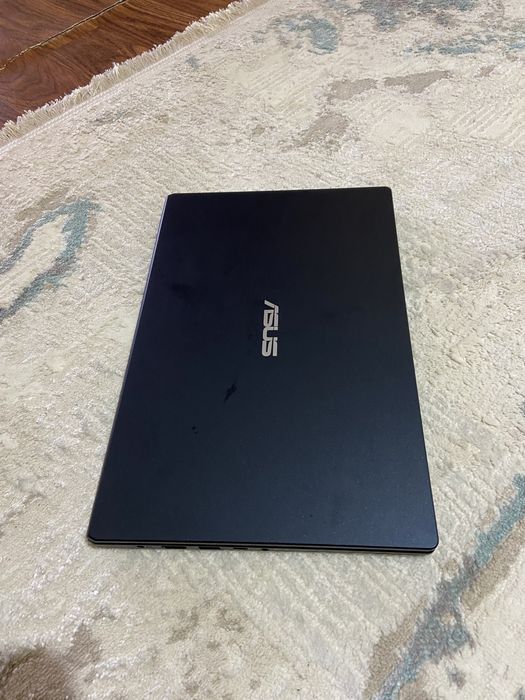 Asus стильный новом модел