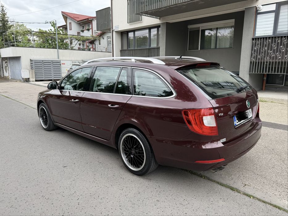 Skoda Superb Combi 1.4 TSI 125 CP 2010 EURO 5 Limuzină de familie