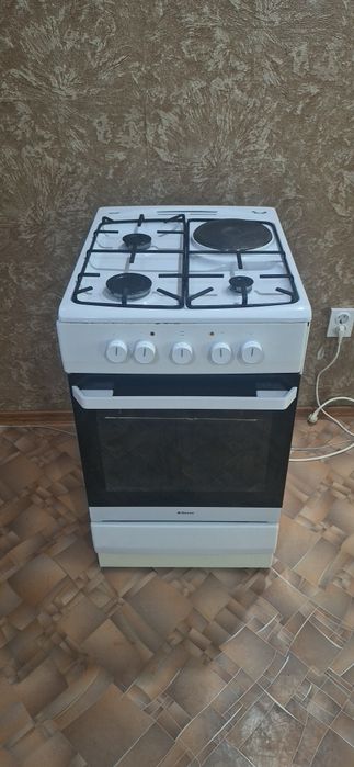 Продам газовую плиту
