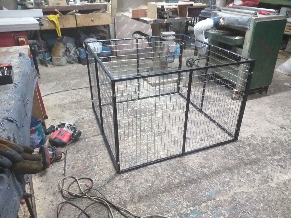 Вольер для квартирных собак