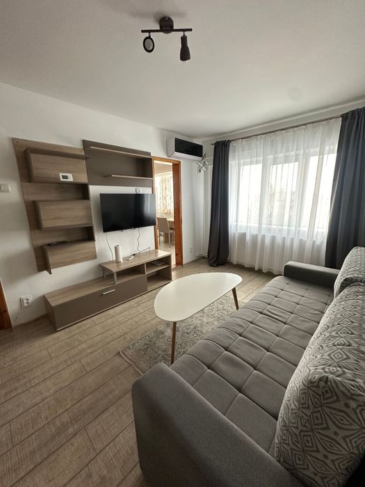 Inchiriez garsoniera