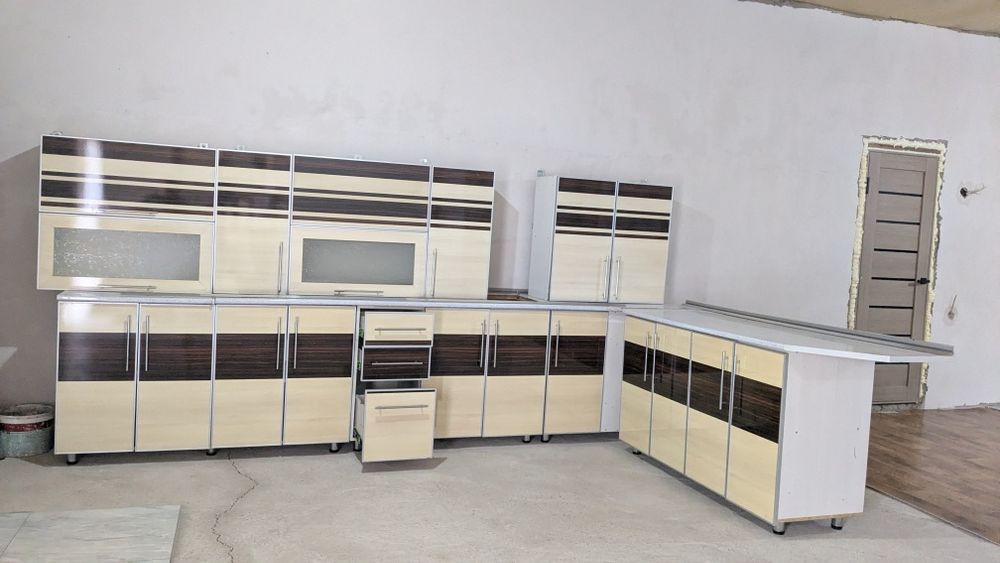 Кухонная мебель.