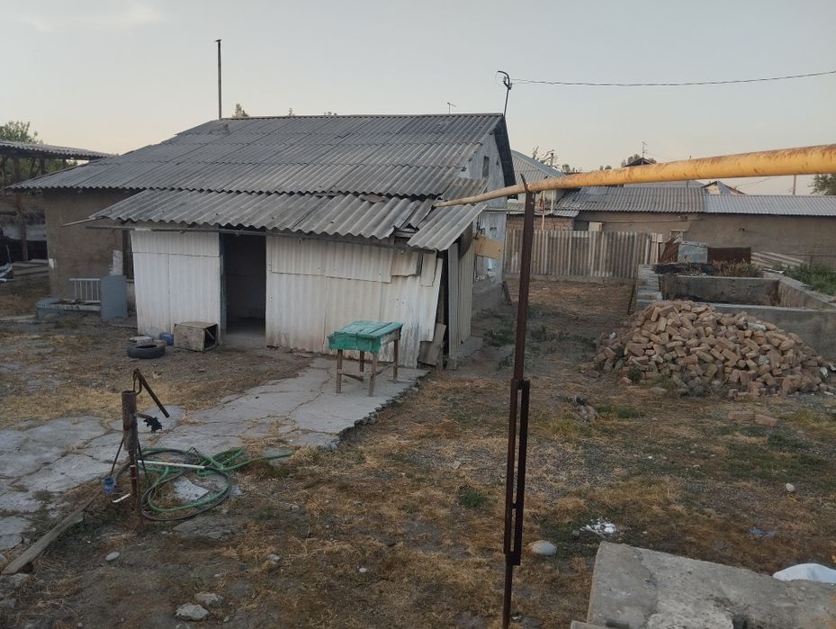 Участка сотилади. 9 соток