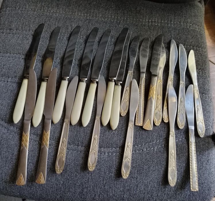 Продам столовые ножи