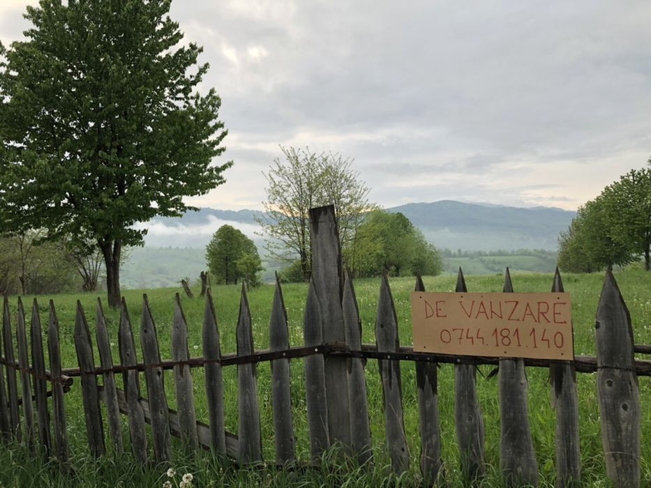 Teren intravilan atractiv/investitie/constructie Comanesti/Moinesti