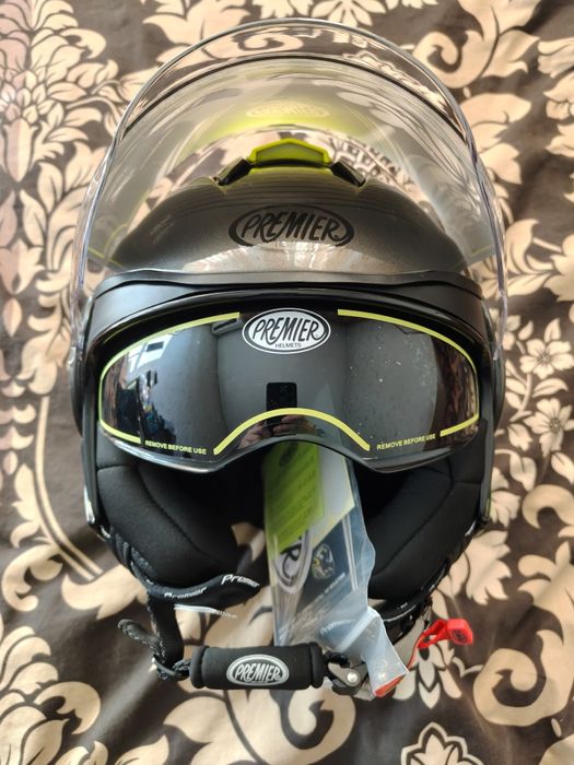Каска за мотор, скутер Premier Cool с очила