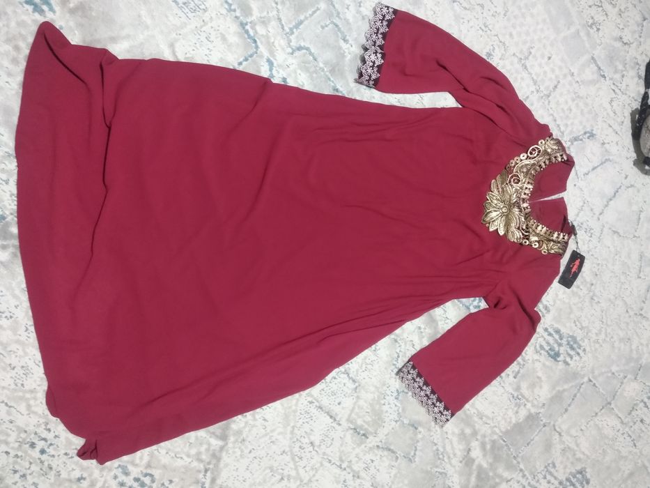 Платье женское новое за 10000