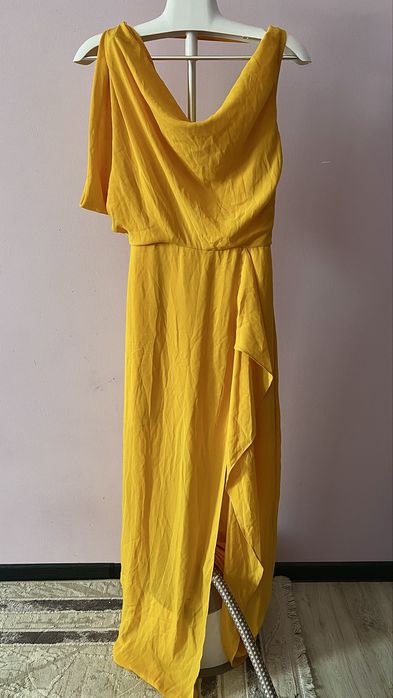 Платья и сарафаны