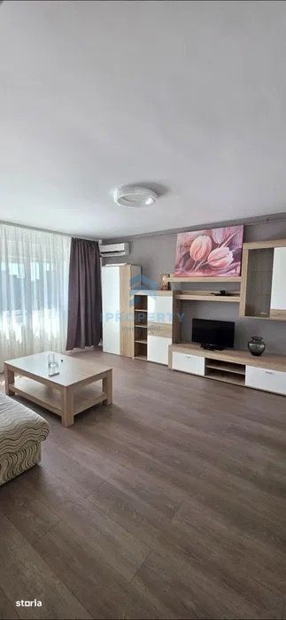 13 Septembrie 2 camere cu balcon — fotografia 1