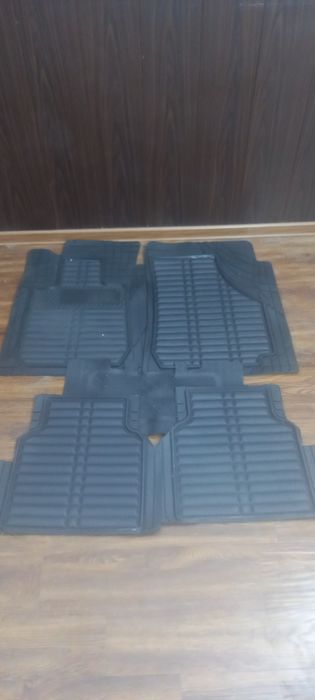 Tracker uchun rezina polik