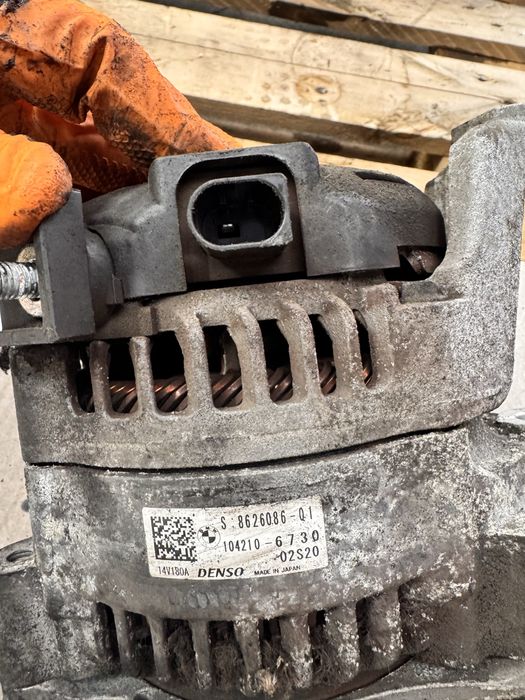 Alternator bmw f20 f21 114d motor b37 cod 8626086