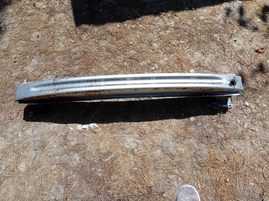 Tragăr bara spate skoda octavia 3 break