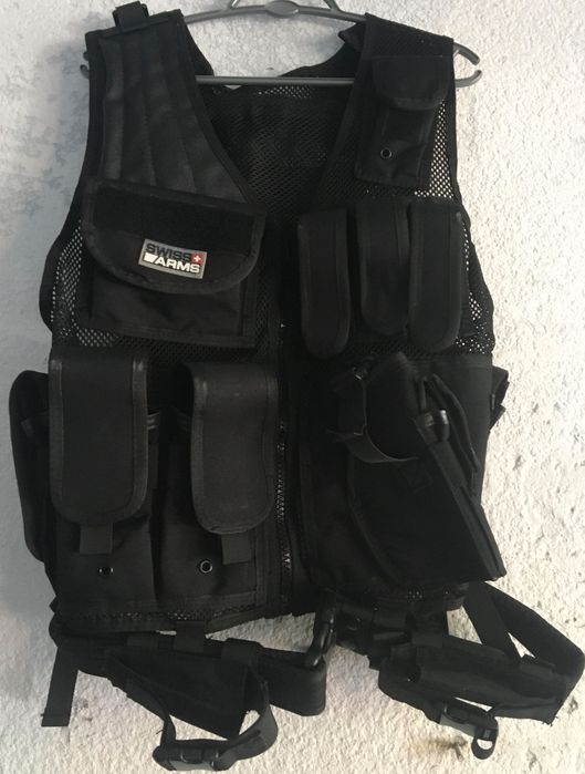 Vesta multifuncțională swiss arms