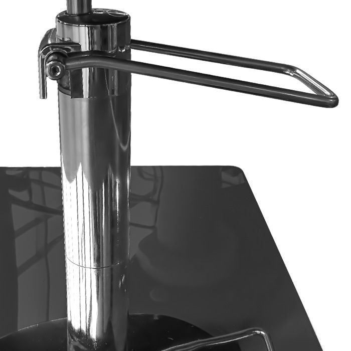 Фризьорски стол тип кресло M720, черен с метални капси