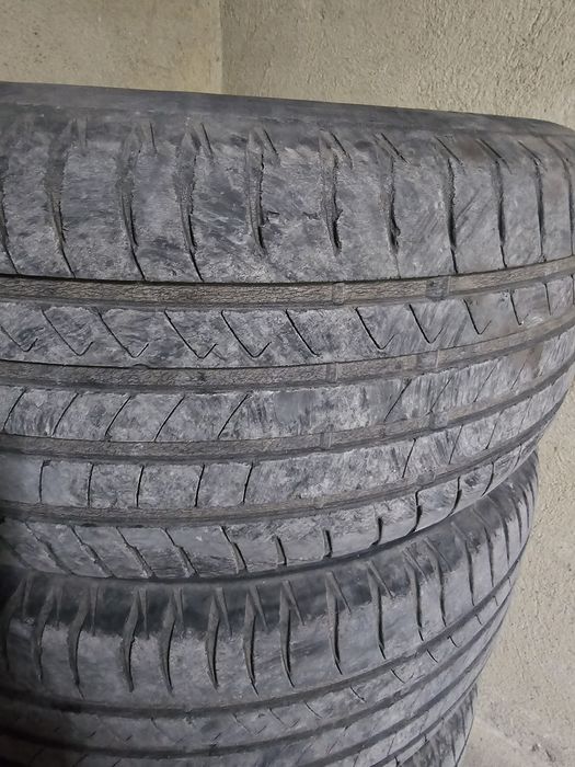 Летни гуми 235/60/16