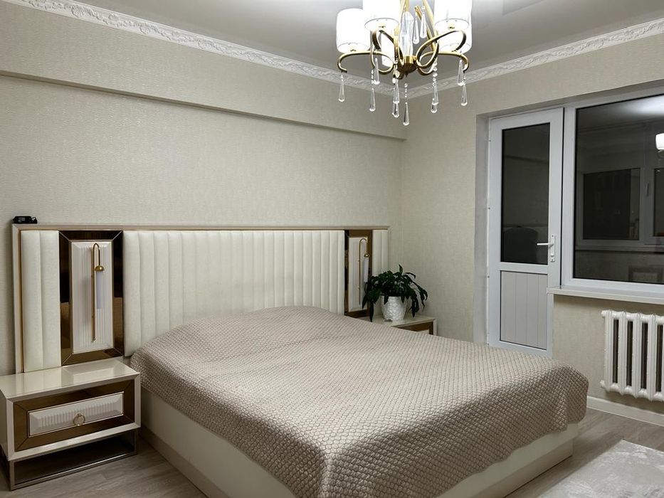 Продаётся спальный гарнитур