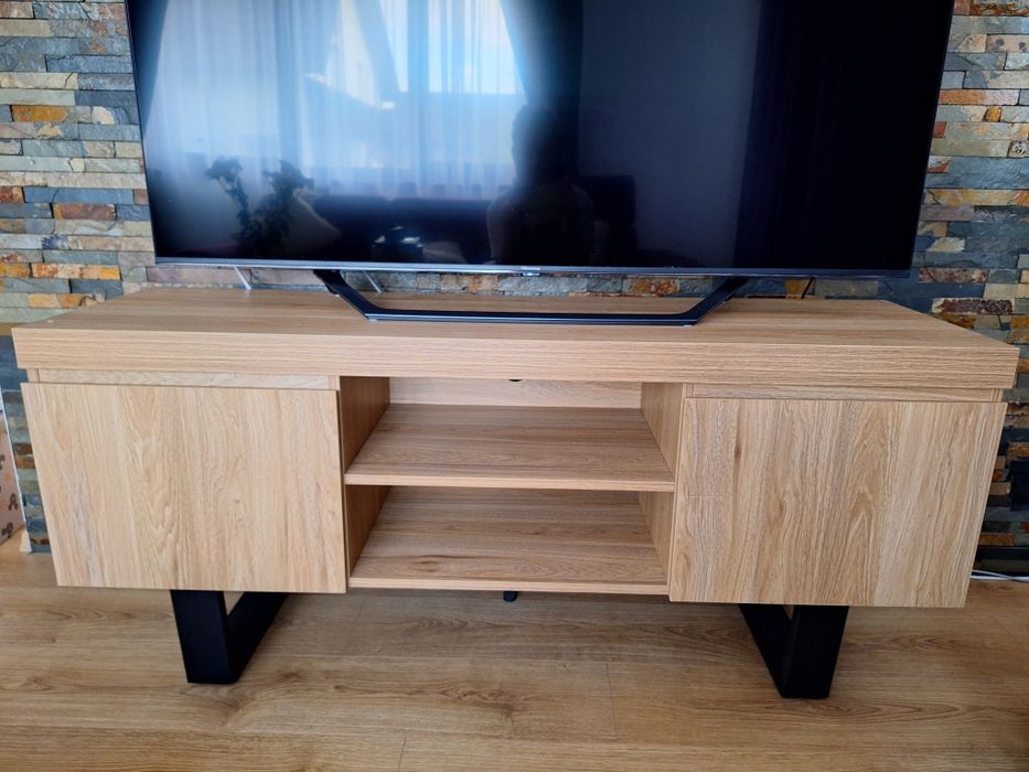 Comodă TV (televizor)