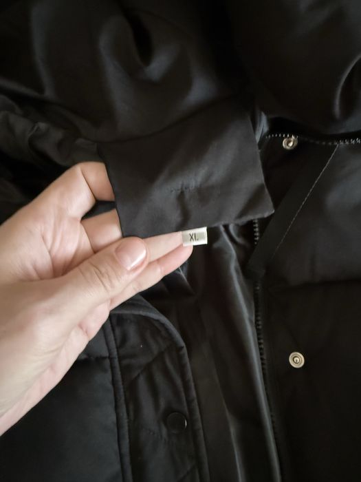 Куртка зимняя, черная