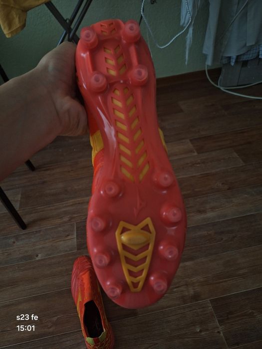 MIZUNO Red будсы