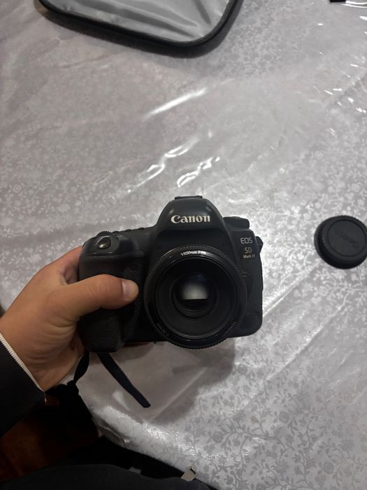 Фотоаппарат Canon 5d mark4