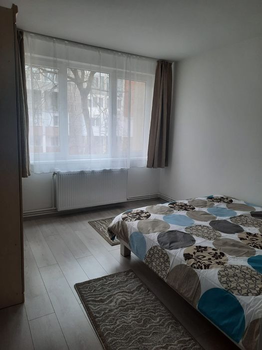 Apartament de închiriat