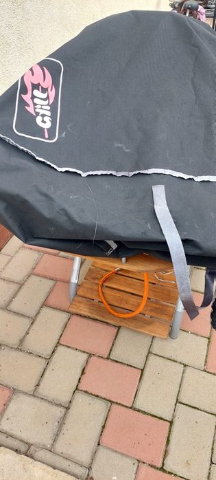 Gratar OUTODOORCHEF pe gaz