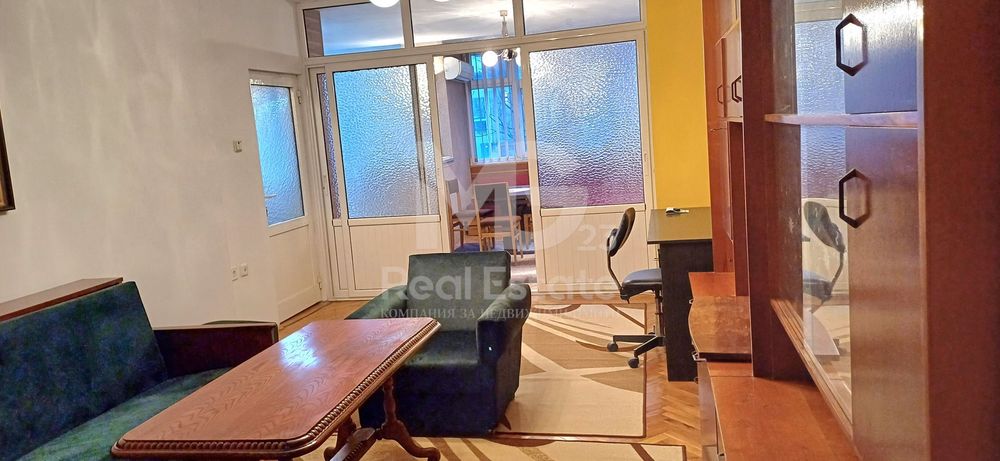 Продава се Многостаен апартамент в Пловдив, Кючук Париж - 100 кв.м за 1010 €/кв.м - Снимка #6