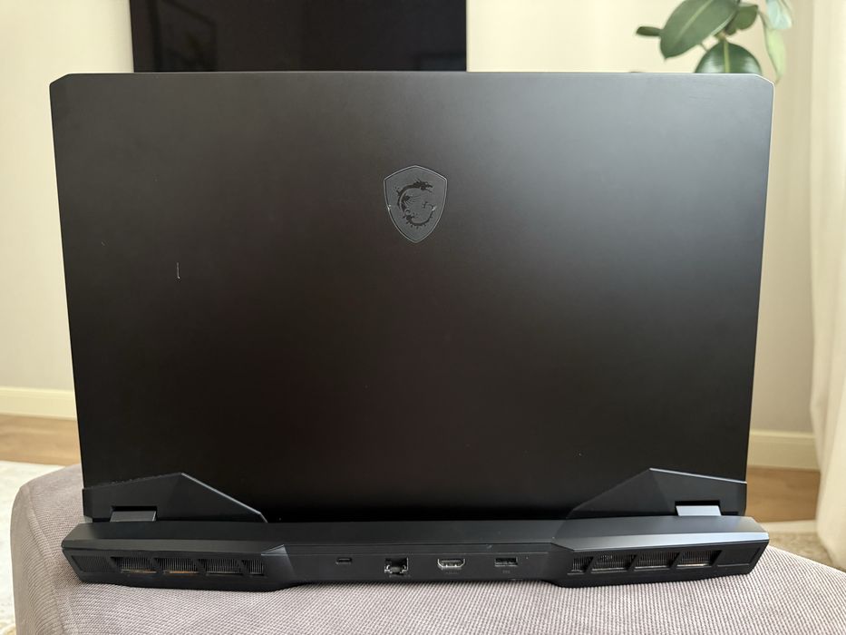 Ноутбук MSI Vector GP76HX