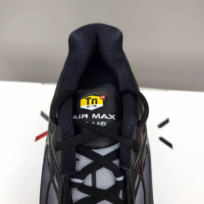 Обувки NIKE / Air Max 95 / Black III + КУТИЯ