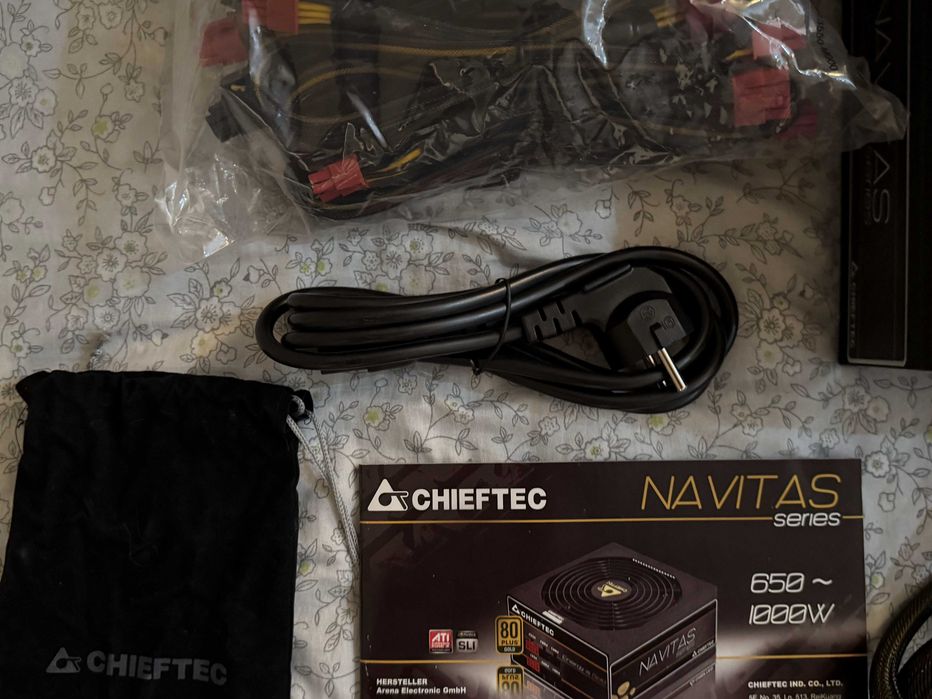 Блок питания Chieftec Navitas 1250W модульный