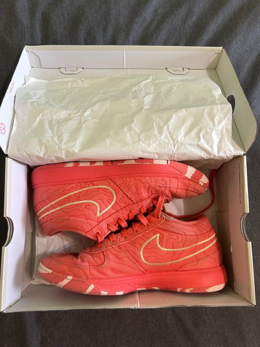 Баскетболни обувки 3 чифта.